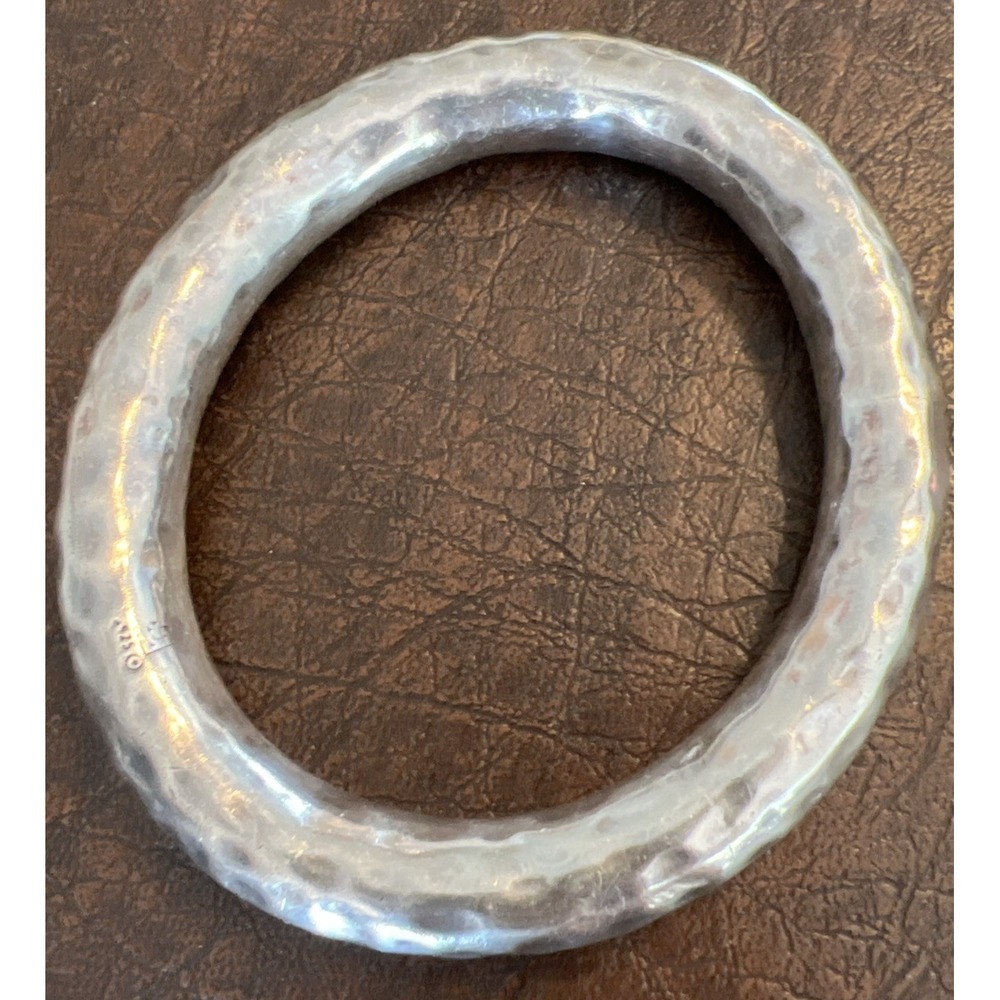 SILPADA Sterling Silver HEAVY Hammered OVAL CHUNKY BANGLE Bracelet .925